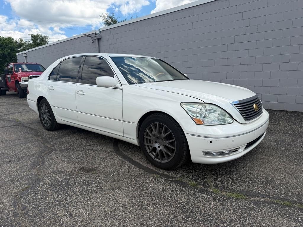 Lexus LS 430 Sedan 2004