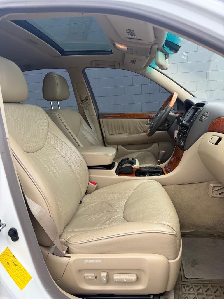 Lexus LS 430 Sedan 2004