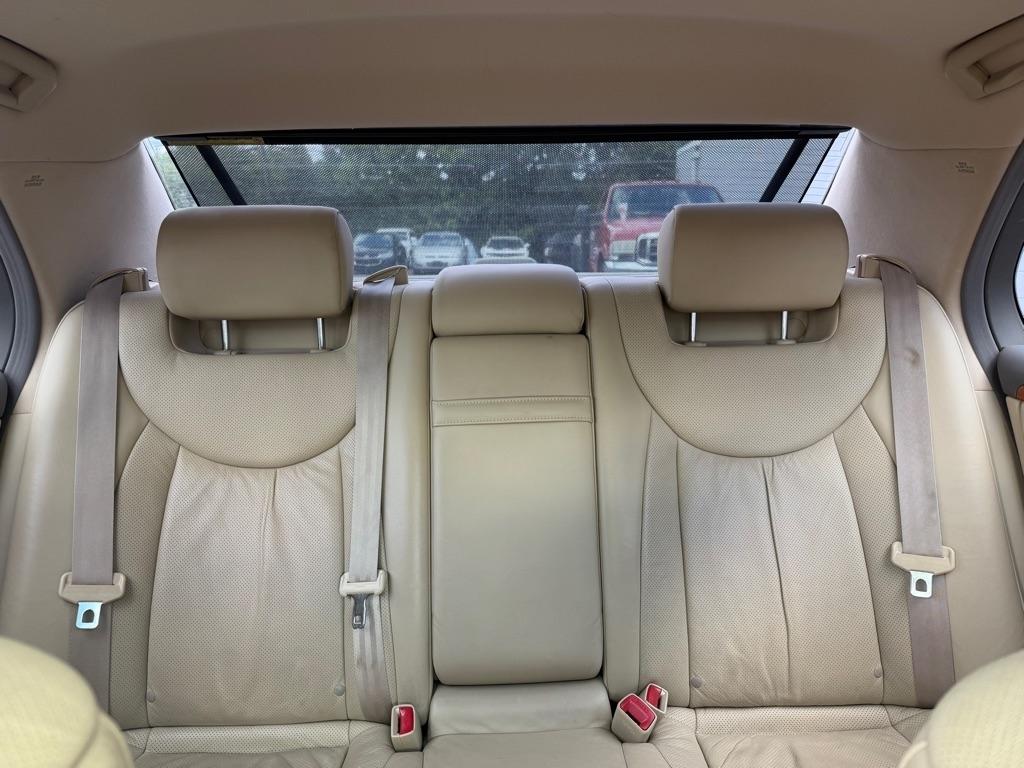 Lexus LS 430 Sedan 2004