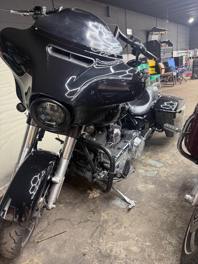 2014 Harley-Davidson FLHXS 