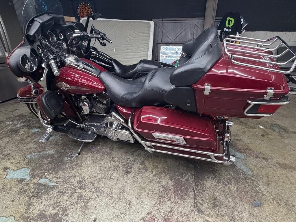 Harley-Davidson FLHTCUI  2006