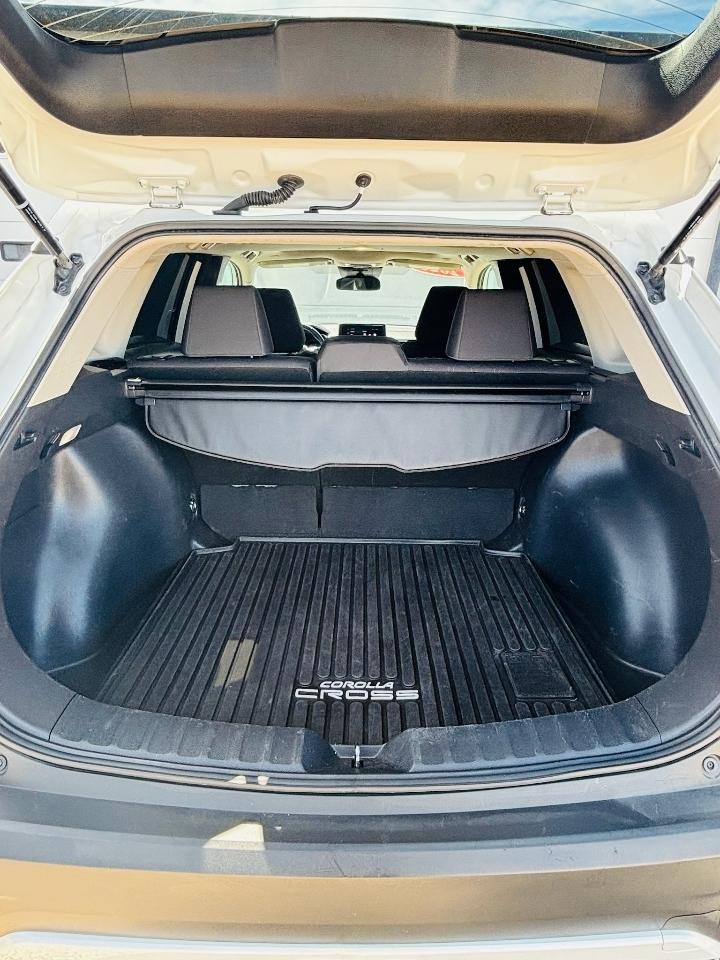 Toyota Corolla Cross LE 4D SUV FWD 2023