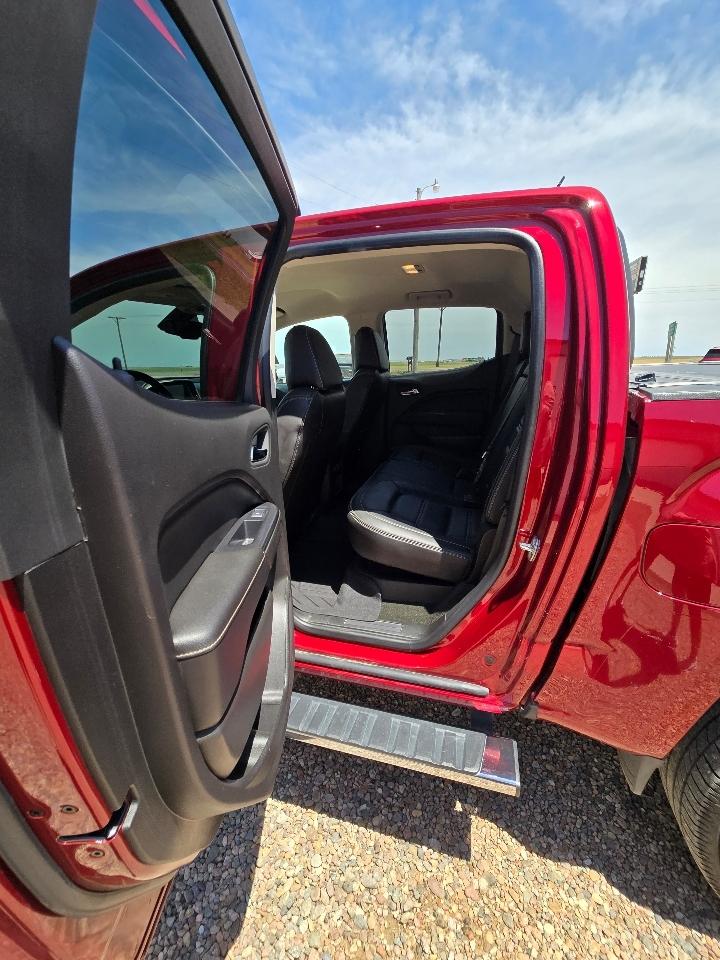 GMC Canyon Denali Crew Cab 4WD Long Box 2018