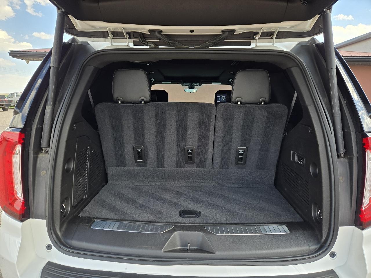 GMC Yukon Denali 4WD 2021