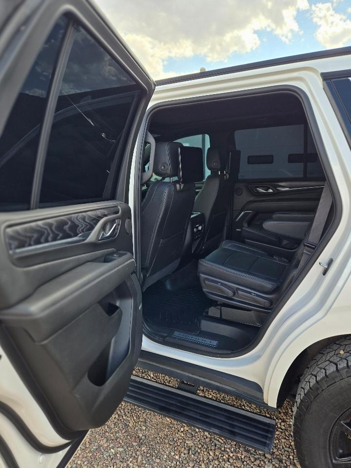 GMC Yukon Denali 4WD 2021