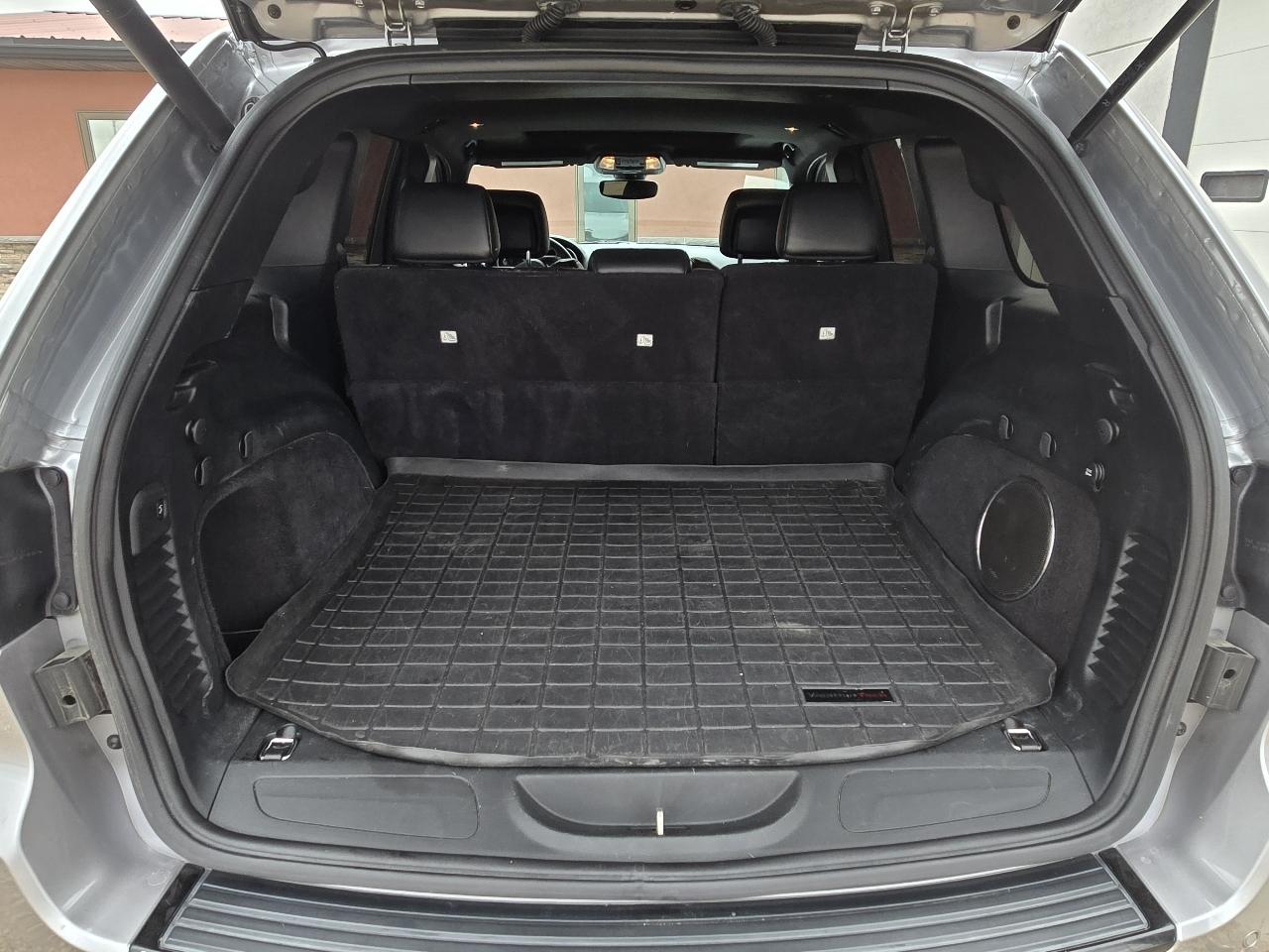 Jeep Grand Cherokee Laredo 4WD 2017