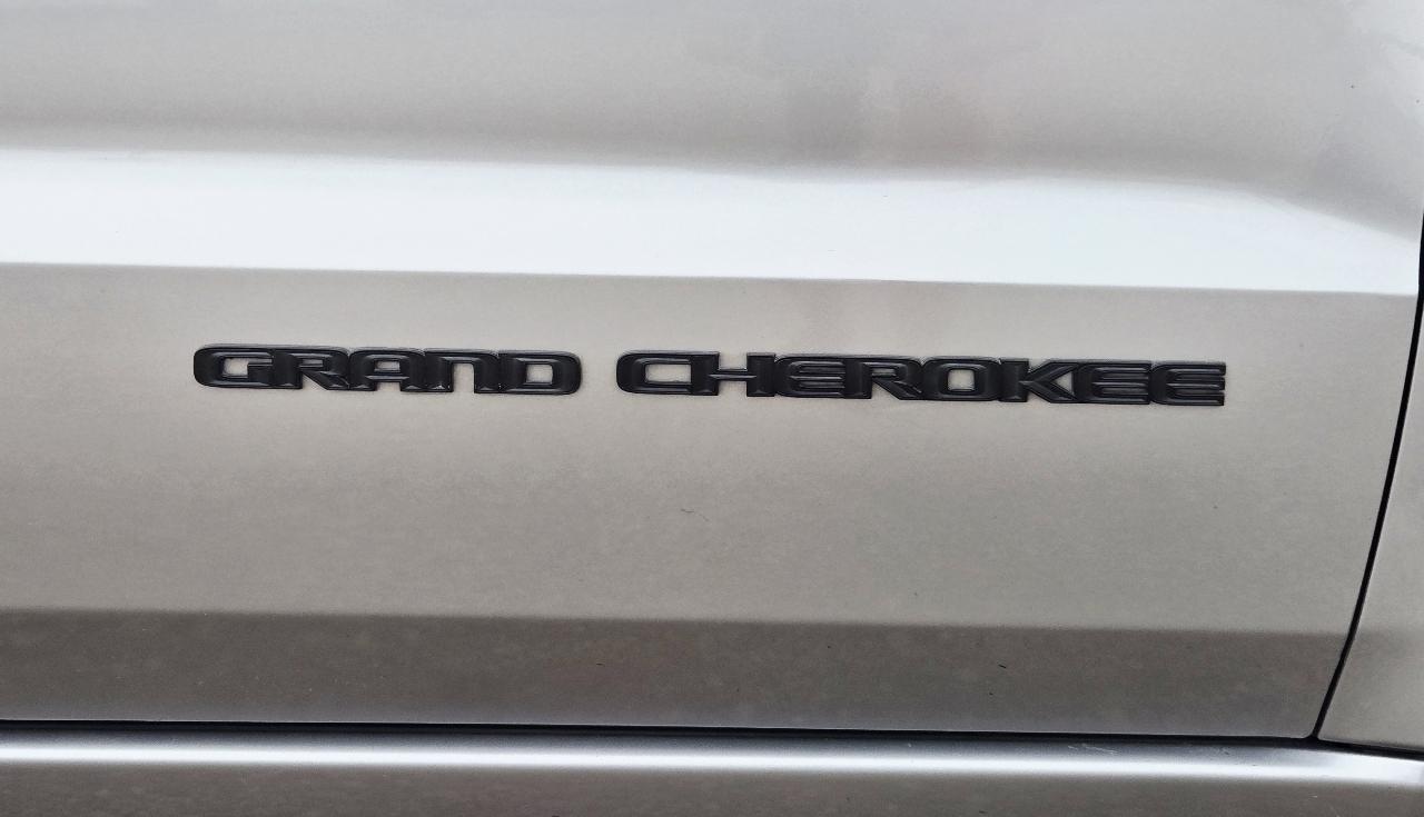 Jeep Grand Cherokee Laredo 4WD 2017