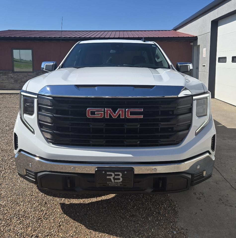 GMC Sierra 1500 Pro Short Box 4WD 2025
