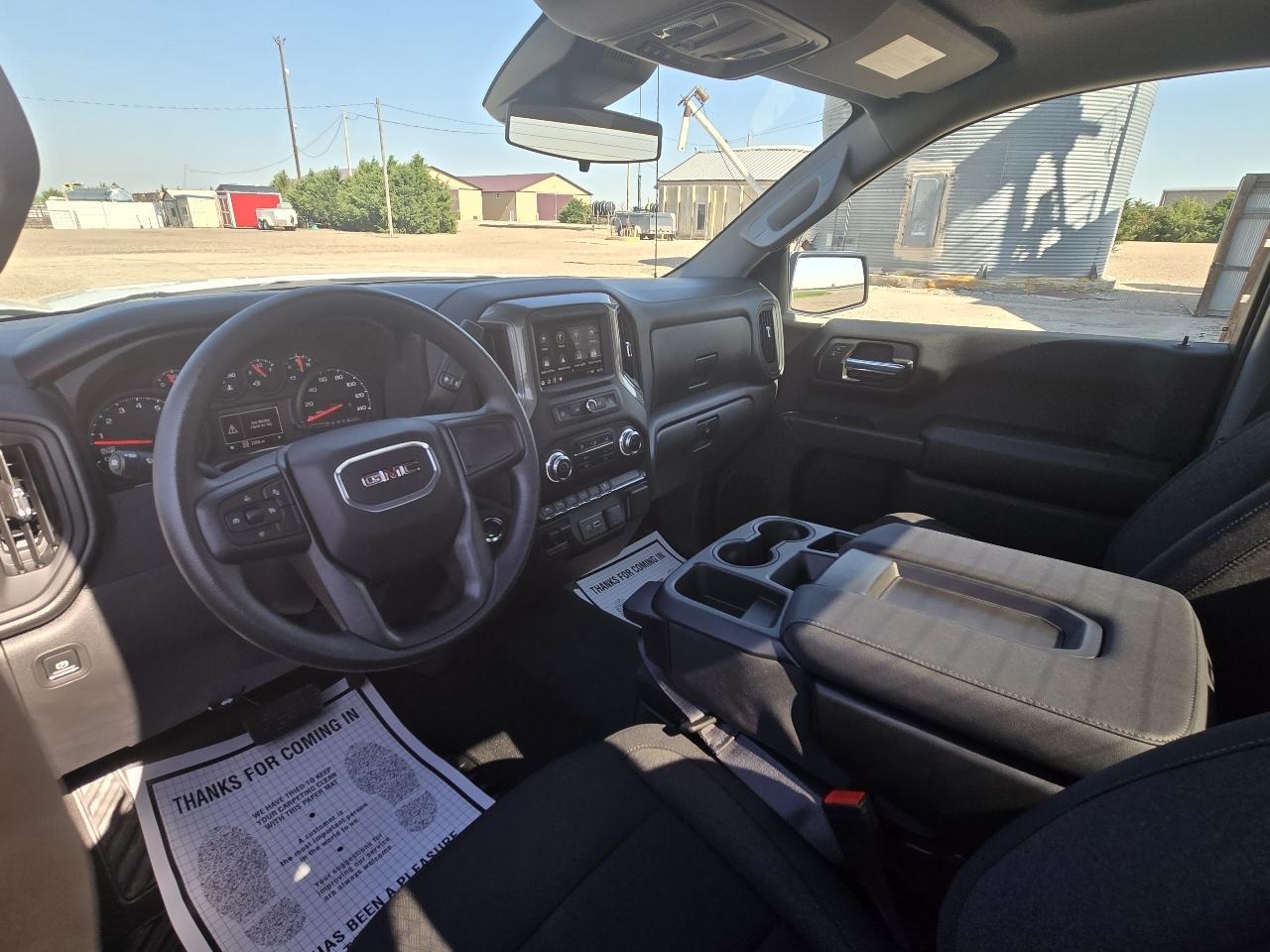 GMC Sierra 1500 Pro Short Box 4WD 2025