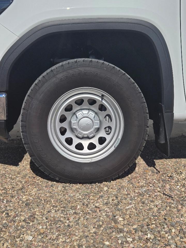 GMC Sierra 1500 Pro Short Box 4WD 2025