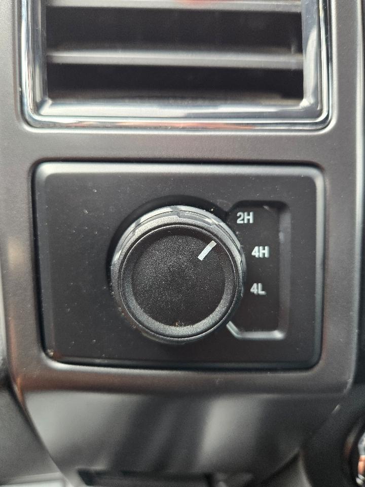 Ford F-150 4WD SuperCrew 150" XLT 2018