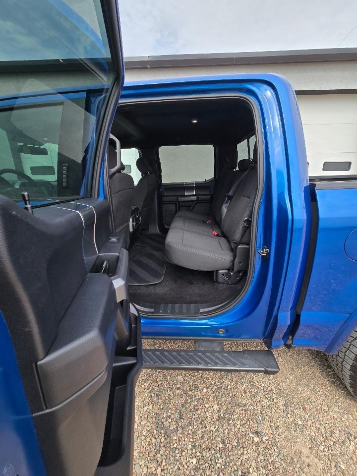 Ford F-150 4WD SuperCrew 150" XLT 2018