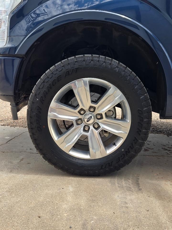 Ford F-150 Platinum SuperCrew 5.5-ft. Bed 4WD 2019