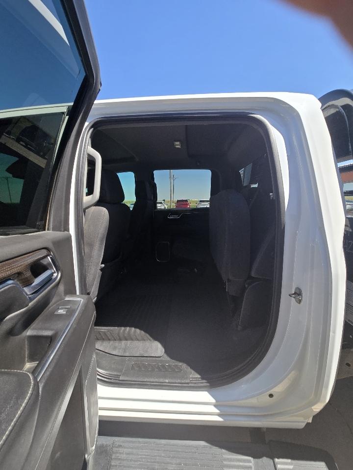 Chevrolet Silverado 3500HD LT Crew Cab 4WD 2024