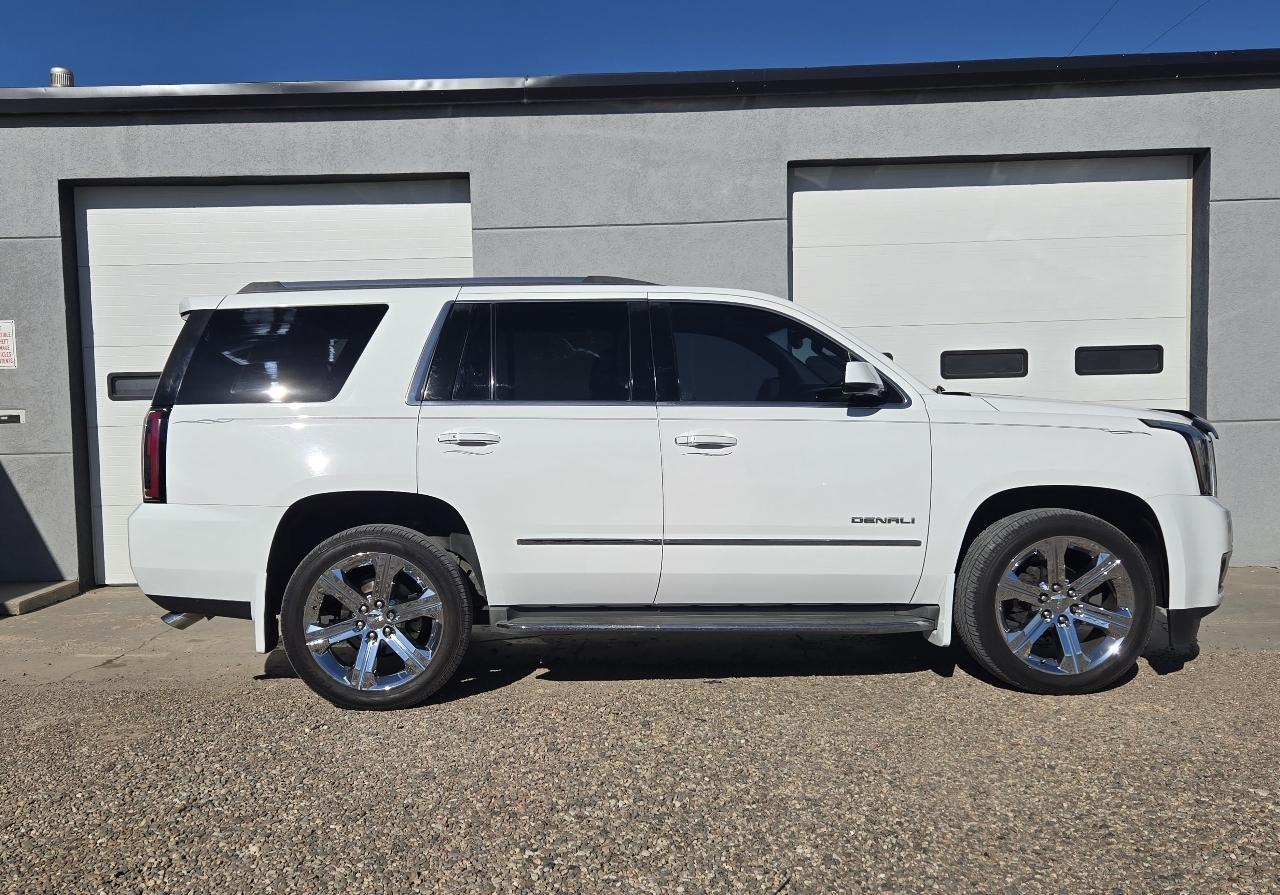 GMC Yukon Denali 4WD 2015