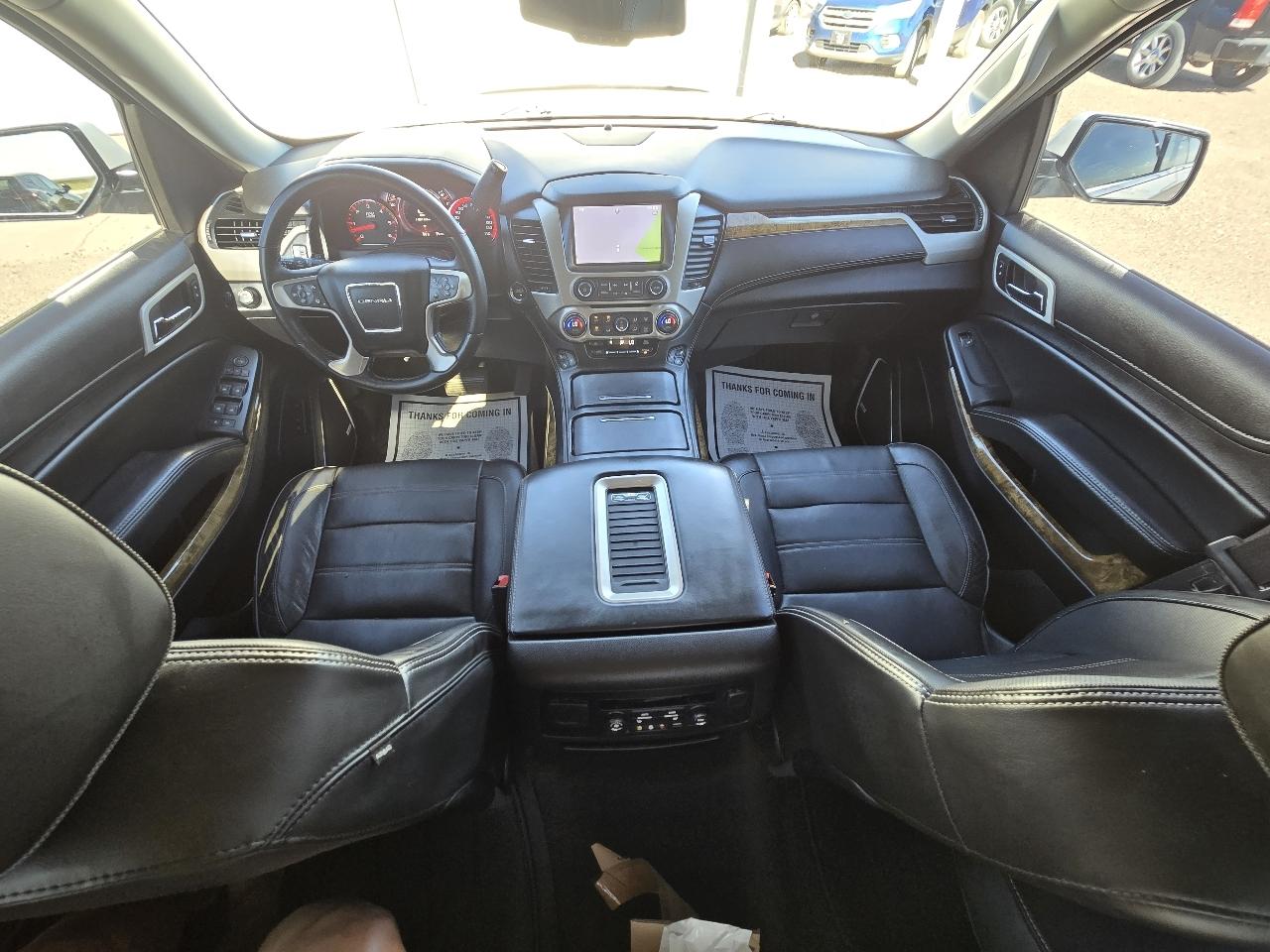 GMC Yukon Denali 4WD 2015
