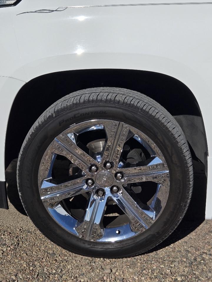 GMC Yukon Denali 4WD 2015