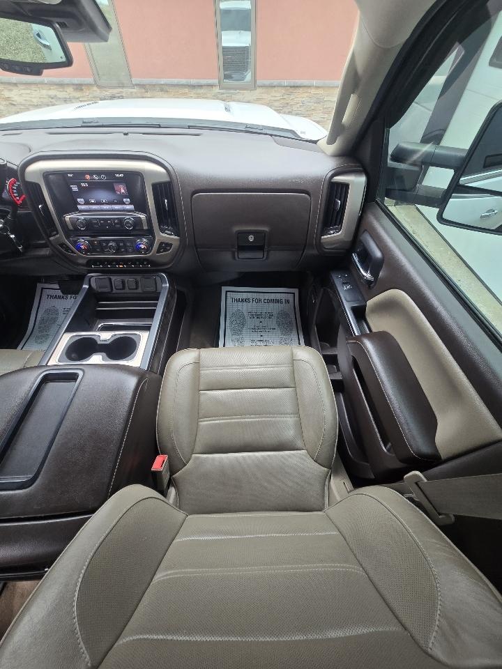 GMC Sierra 2500HD Denali Crew Cab 4WD 2015