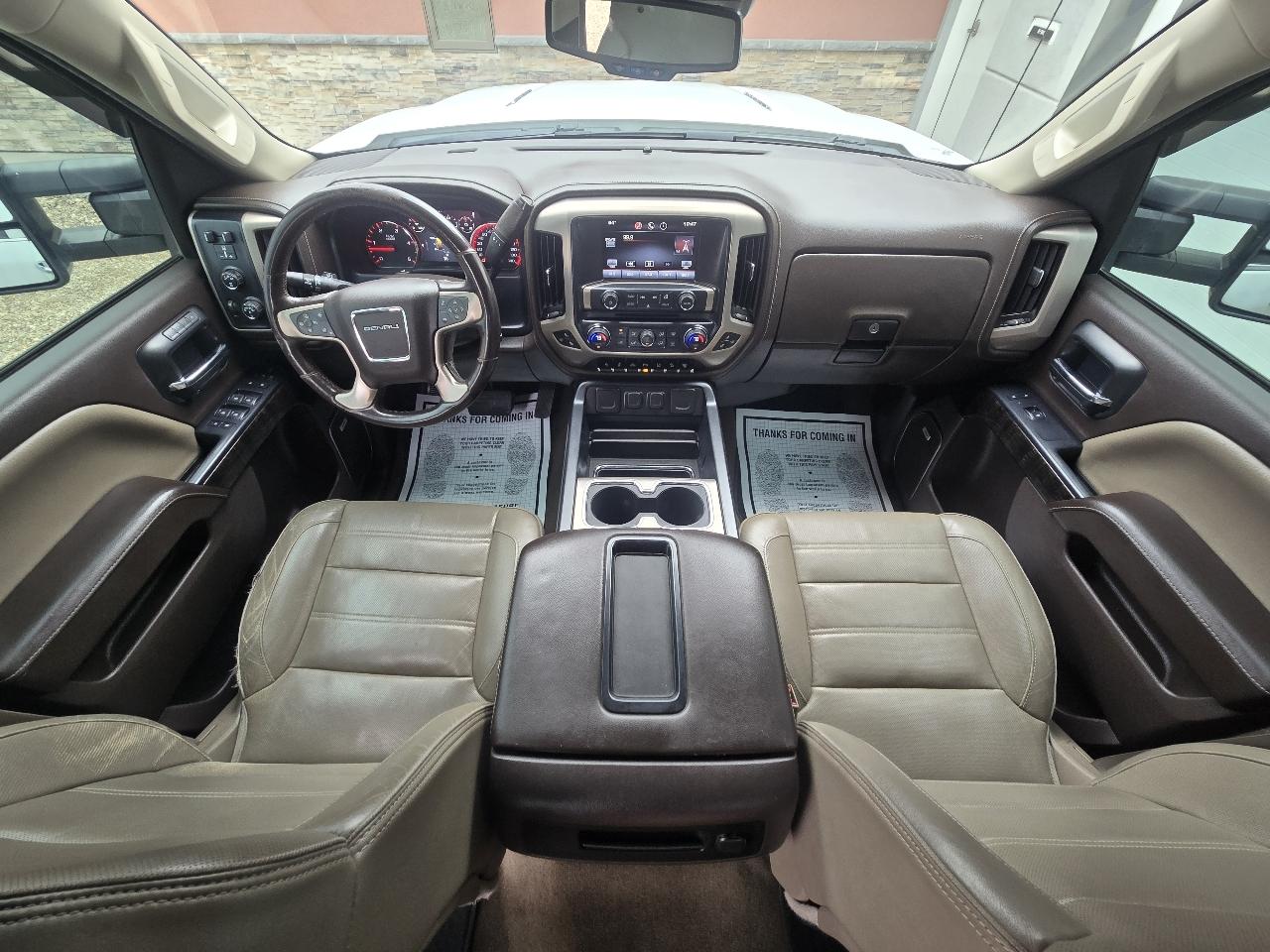 GMC Sierra 2500HD Denali Crew Cab 4WD 2015