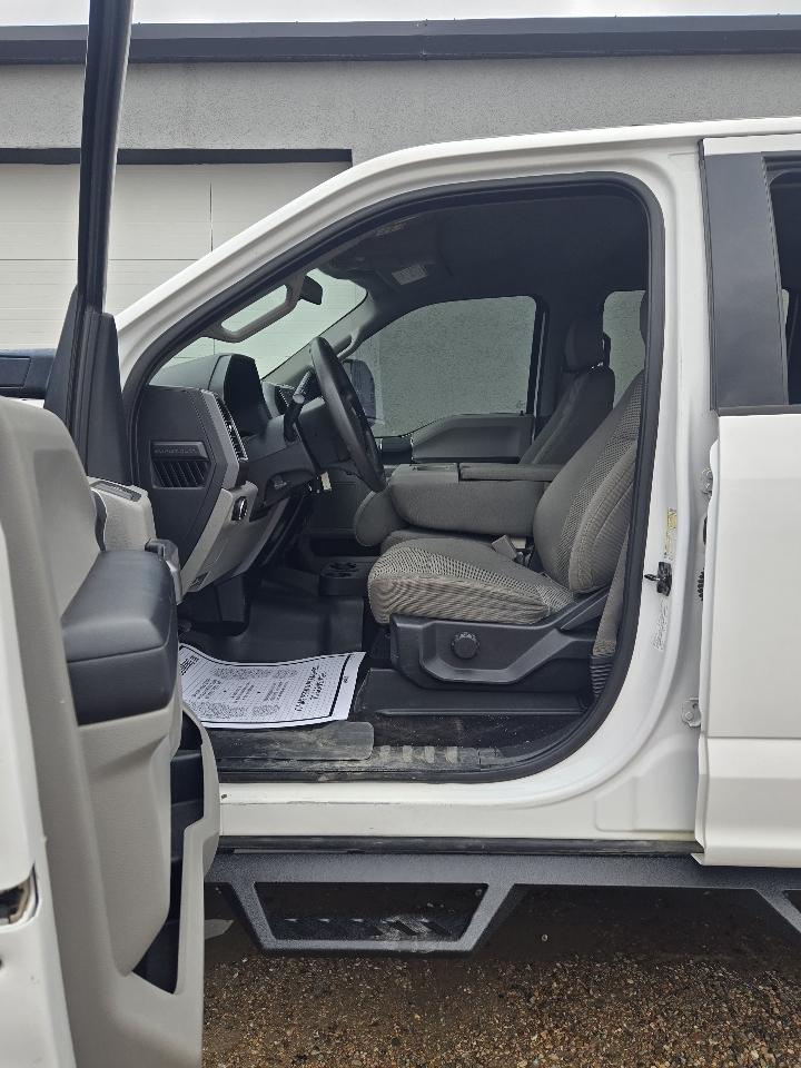 Ford F-250 SD XLT Crew Cab 4WD 2019