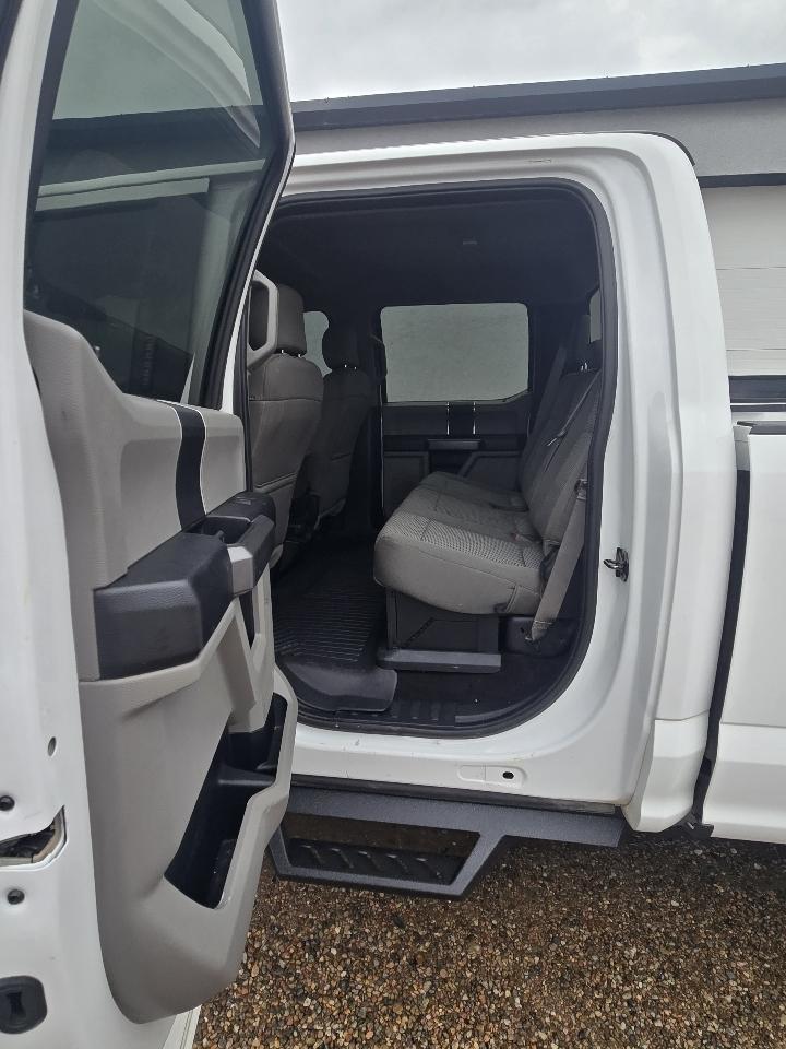 Ford F-250 SD XLT Crew Cab 4WD 2019