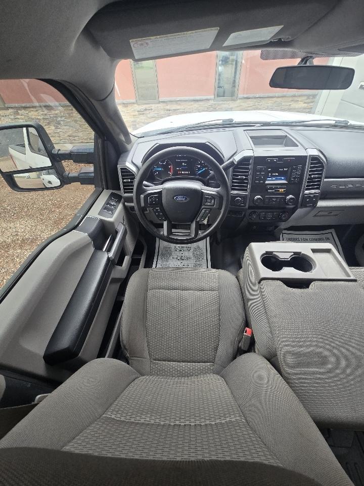 Ford F-250 SD XLT Crew Cab 4WD 2019