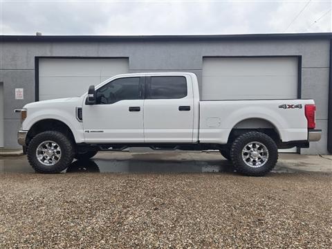 2019 Ford F-250 SD XLT Crew Cab 4WD