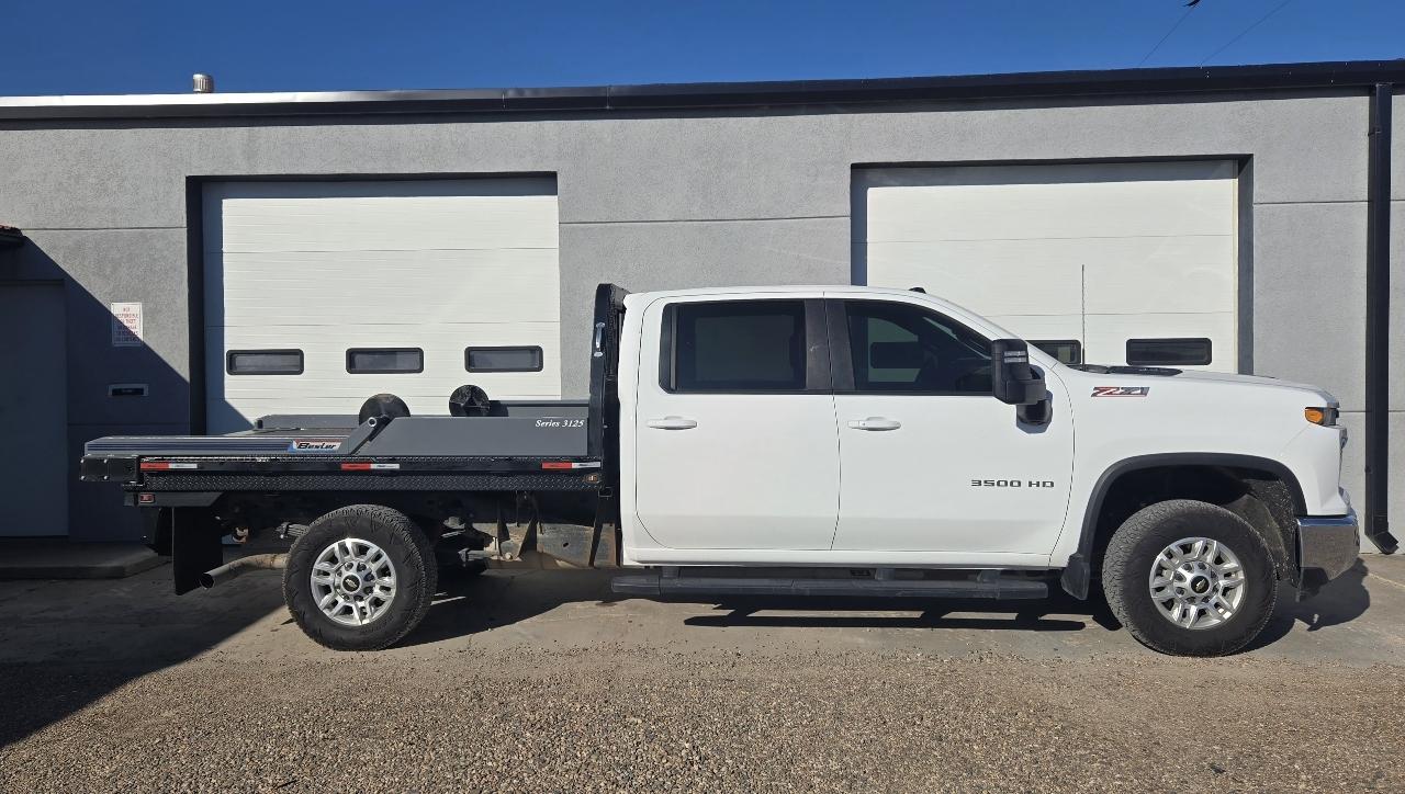 Chevrolet Silverado 3500HD LT Crew Cab 4WD 2024