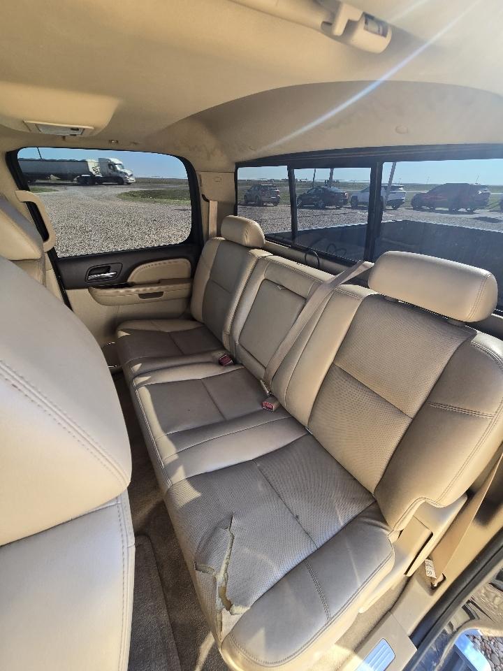 GMC Sierra 1500 4WD Crew Cab 147" Denali 2009