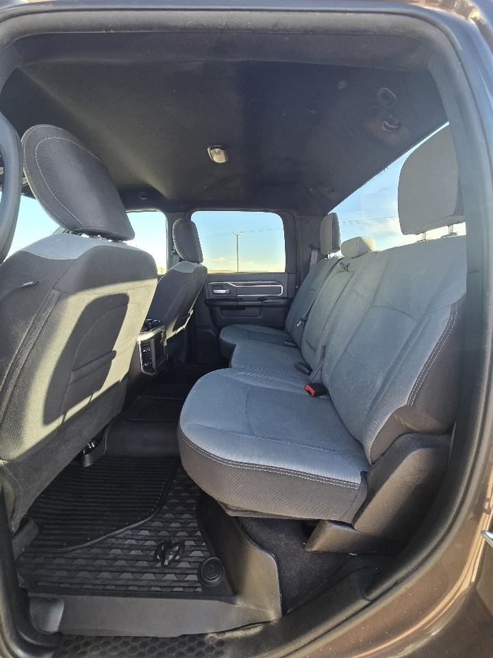 RAM 2500 4WD Crew Cab 149" Big Horn 2021