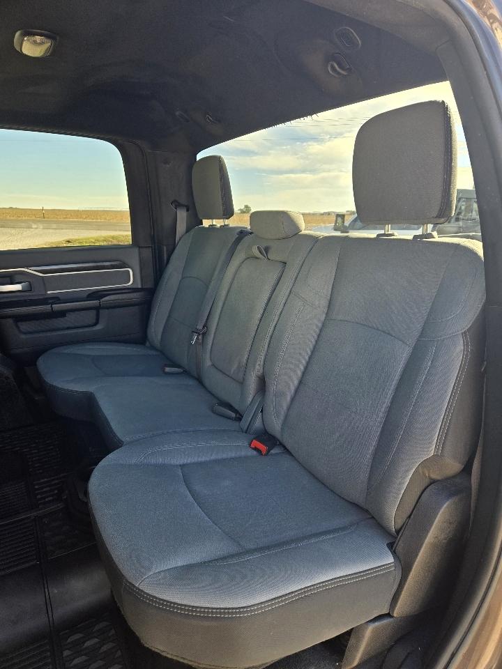 RAM 2500 4WD Crew Cab 149" Big Horn 2021