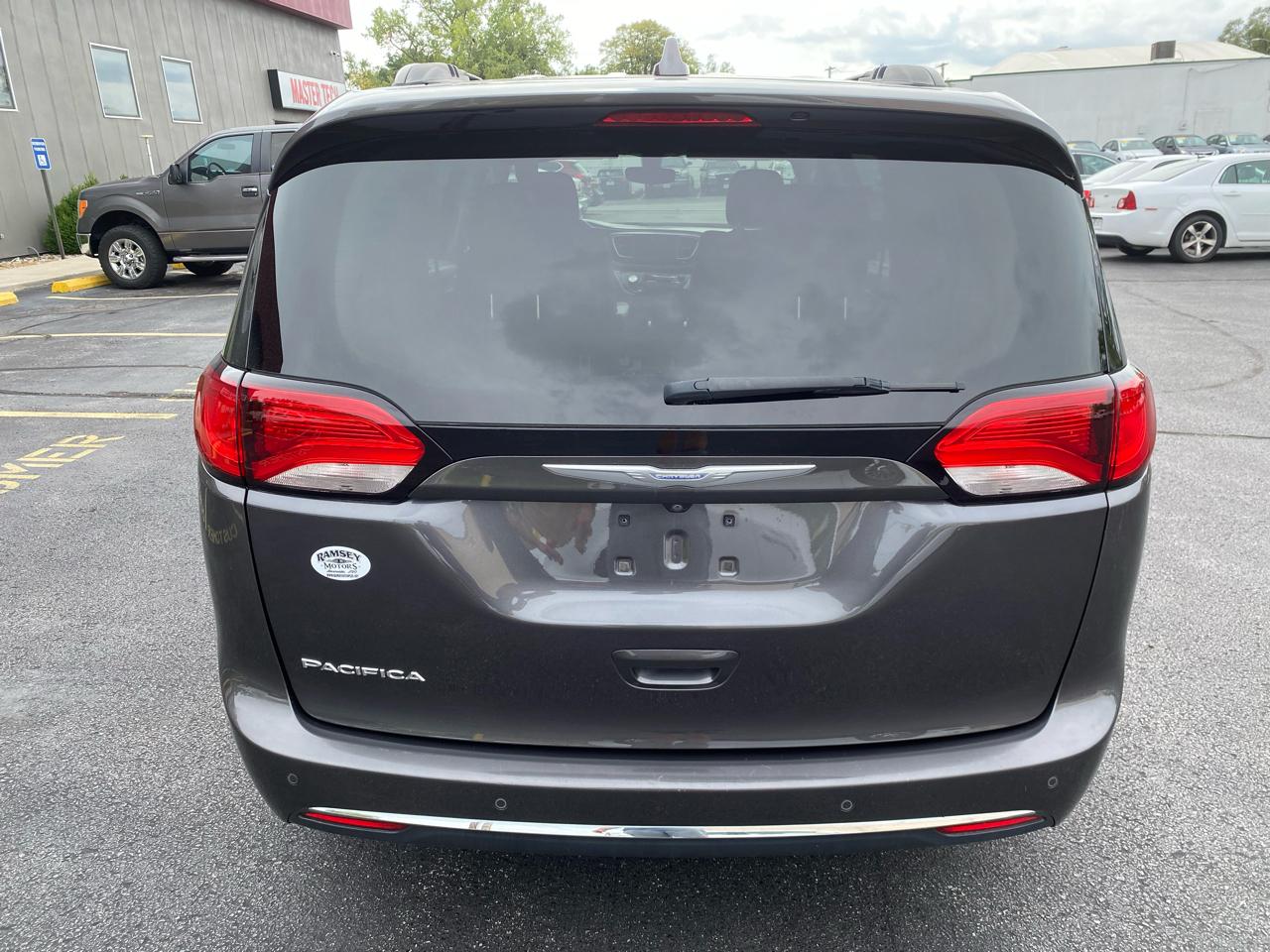 Chrysler Pacifica Touring Plus 2018