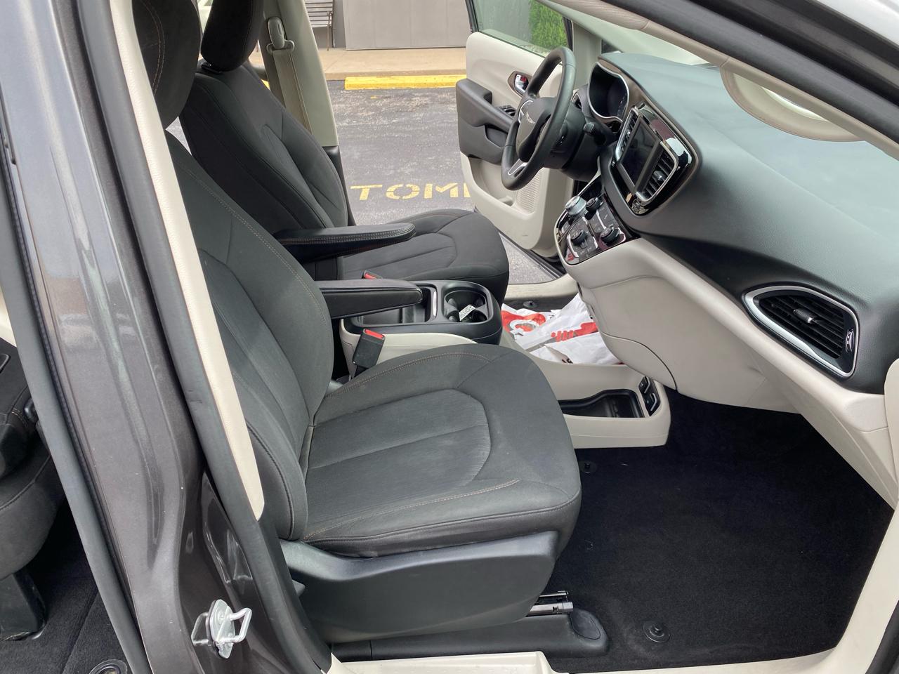 Chrysler Pacifica Touring Plus 2018