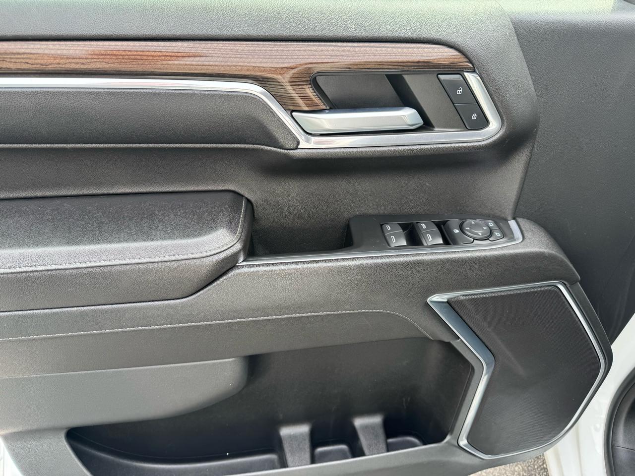 Chevrolet Silverado 1500 LT Crew Cab 4WD 2023