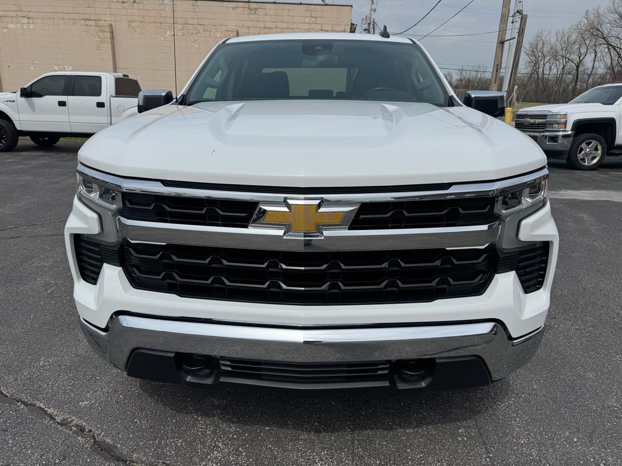 Chevrolet Silverado 1500 LT Crew Cab 4WD 2023