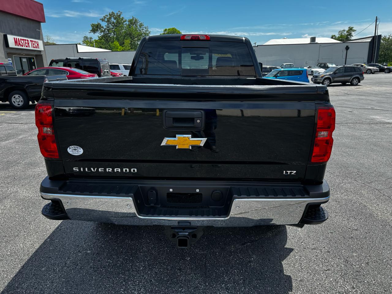Chevrolet Silverado 2500HD LTZ Crew Cab 4WD 2015