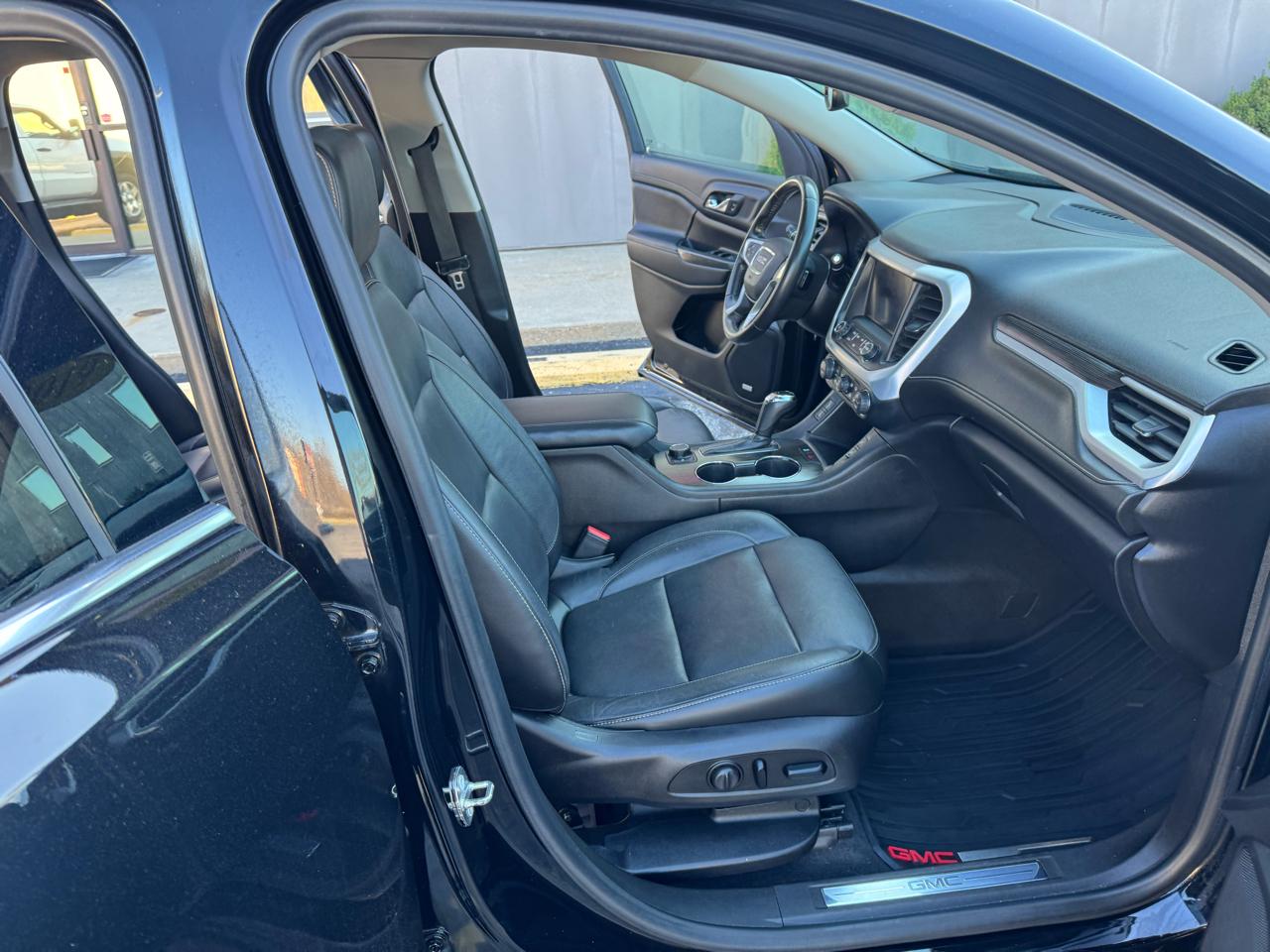 GMC Acadia SLT-1 FWD 2019