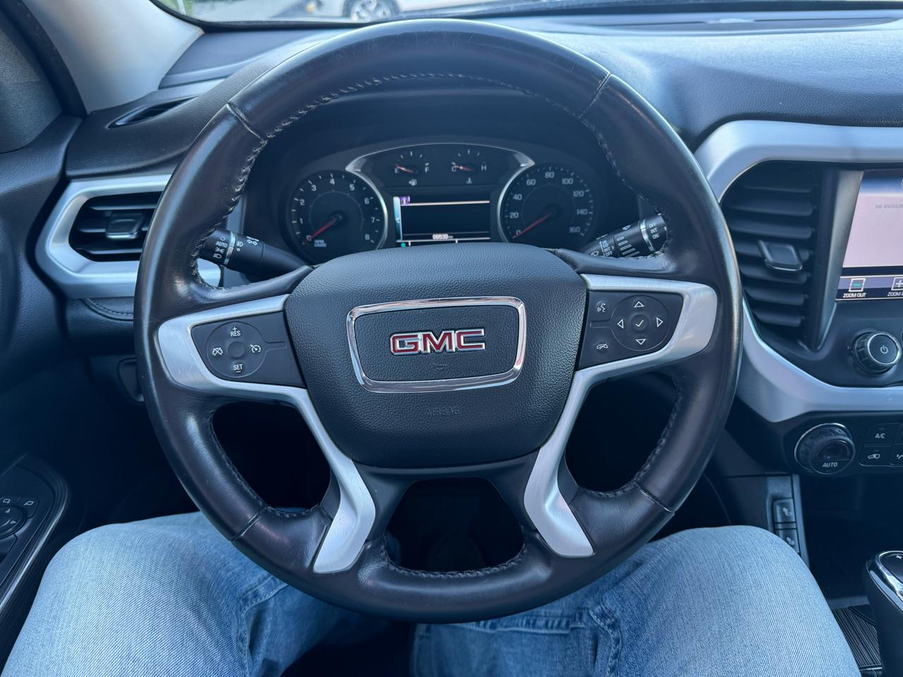 GMC Acadia SLT-1 FWD 2019