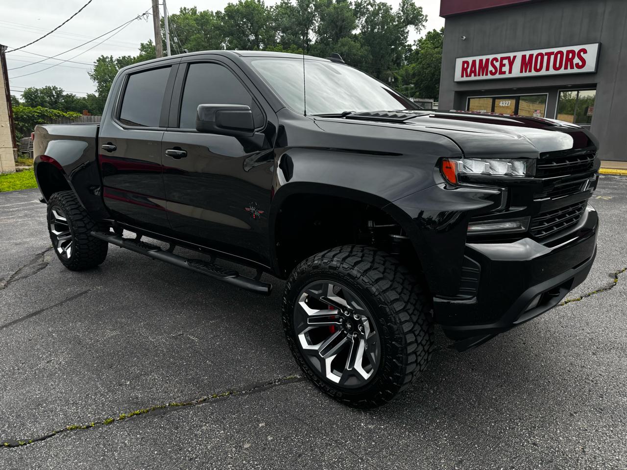 Chevrolet Silverado 1500 RST Crew Cab 4WD 2021