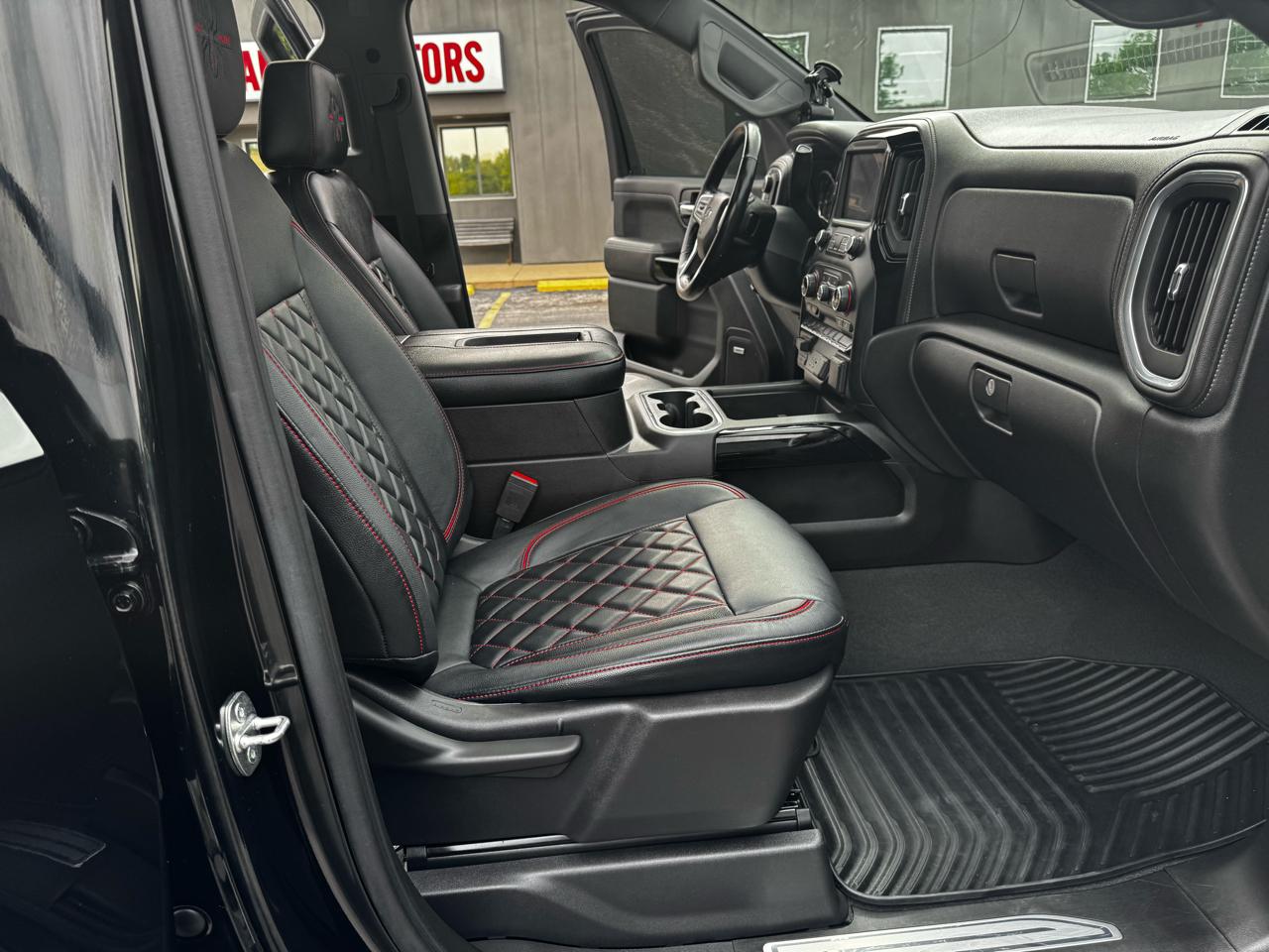 Chevrolet Silverado 1500 RST Crew Cab 4WD 2021