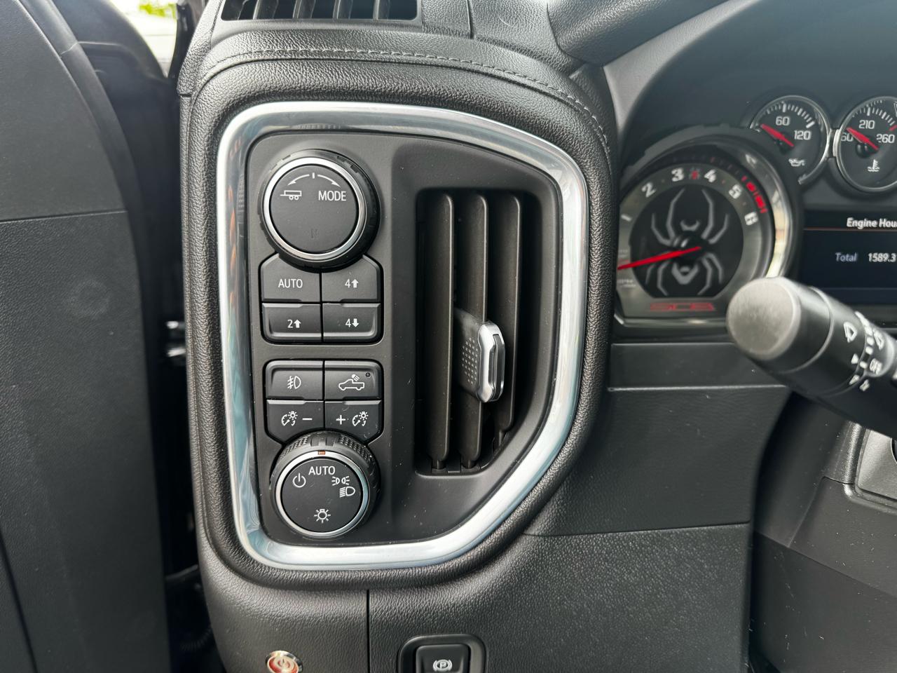 Chevrolet Silverado 1500 RST Crew Cab 4WD 2021