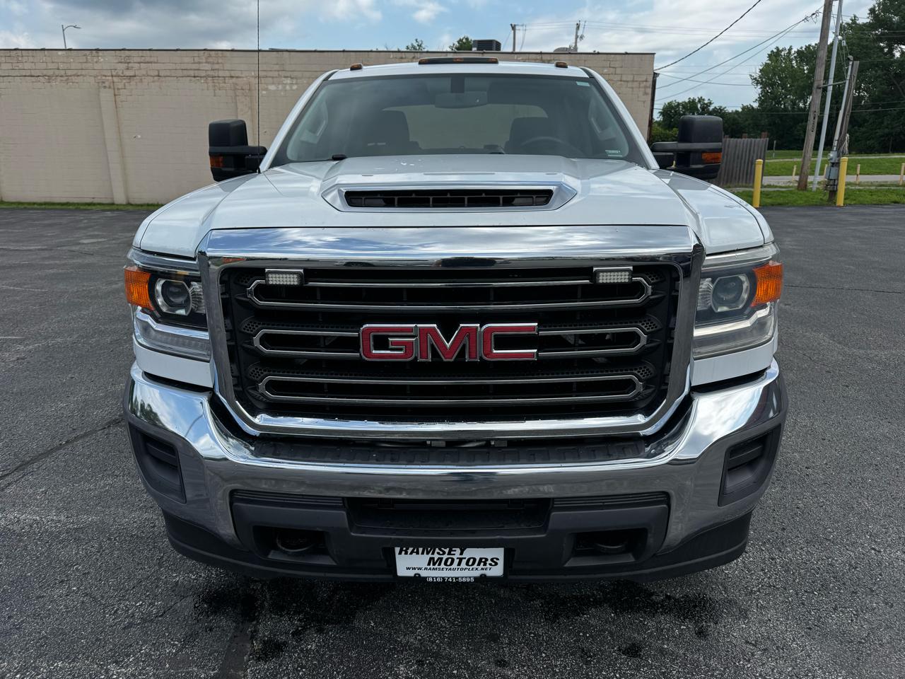 GMC Sierra 3500HD Base Crew Cab 4WD 2019