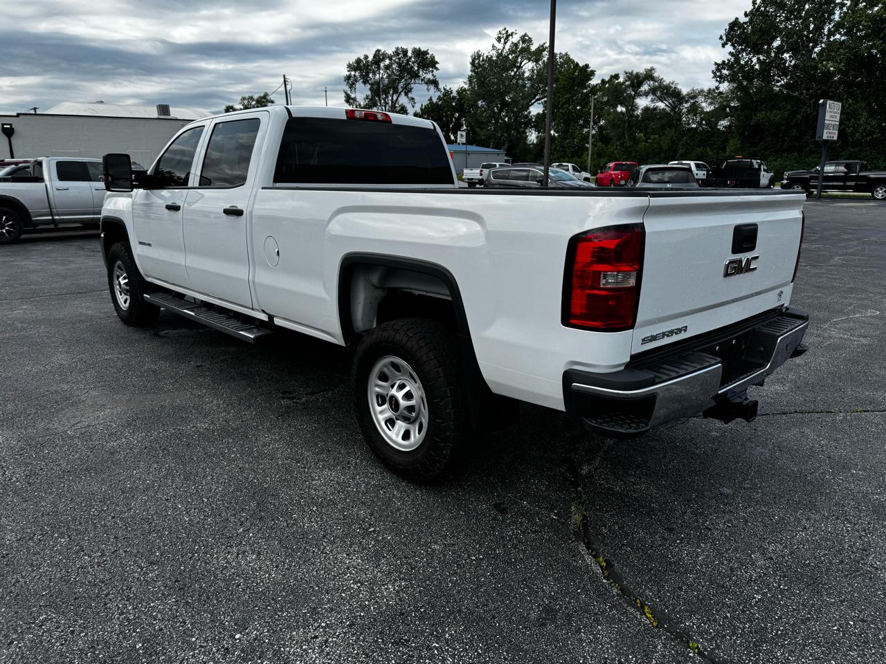 GMC Sierra 3500HD Base Crew Cab 4WD 2019