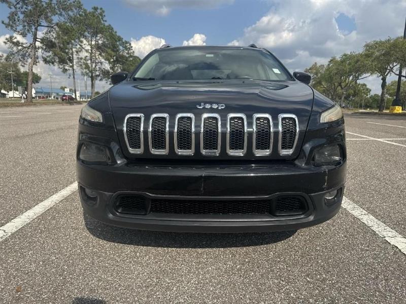 Jeep Cherokee Latitude FWD 2016