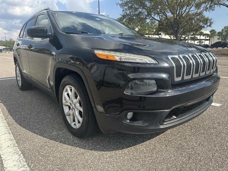 Jeep Cherokee Latitude FWD 2016