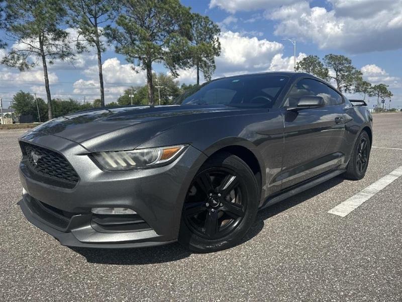 Ford Mustang V6 Coupe 2017