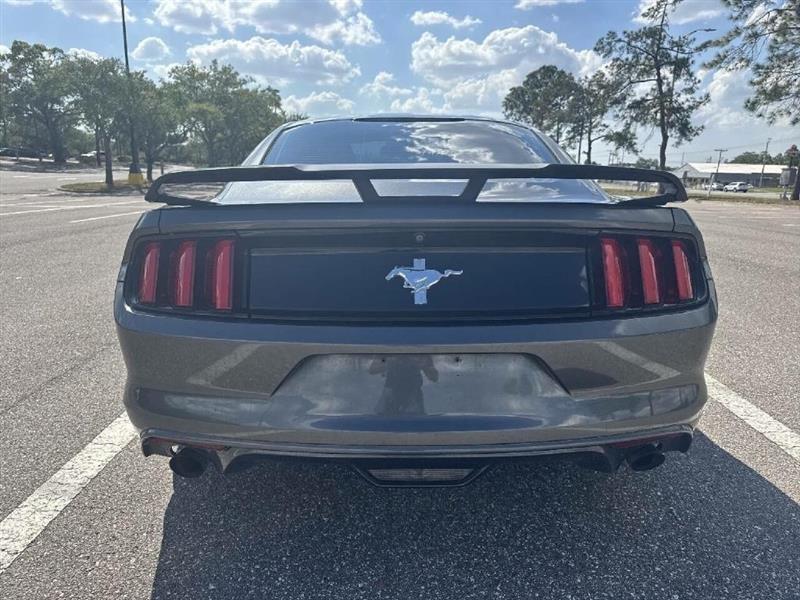 Ford Mustang V6 Coupe 2017