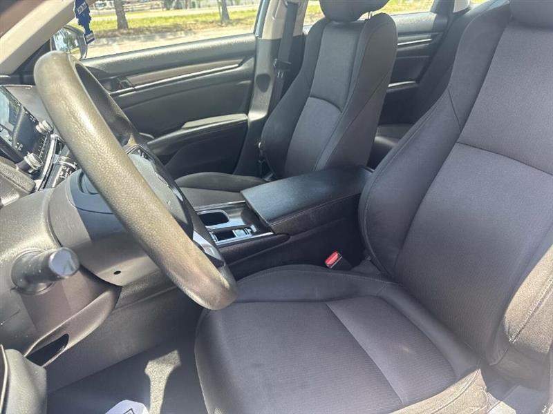 Honda Accord LX CVT 2019