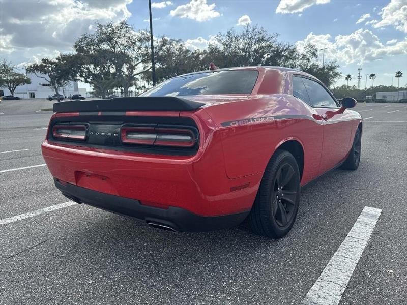 Dodge Challenger SXT 2015