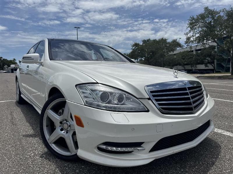 Mercedes-Benz S-Class S550 2011